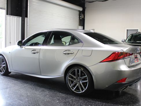 Used 2017 Lexus IS 350 AWD image 5