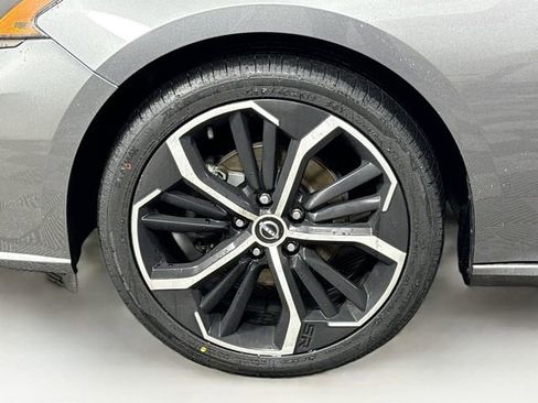 Used 2024 Nissan Altima 2.5 SR image 28