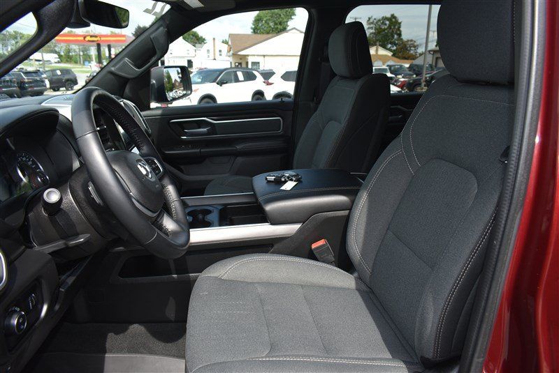 Used 2022 RAM 1500 Big Horn AWD/4WD image 14