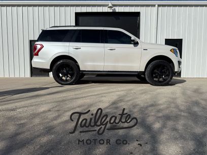 Used 2018 Ford Expedition XLT w/ Equipment Group 202A