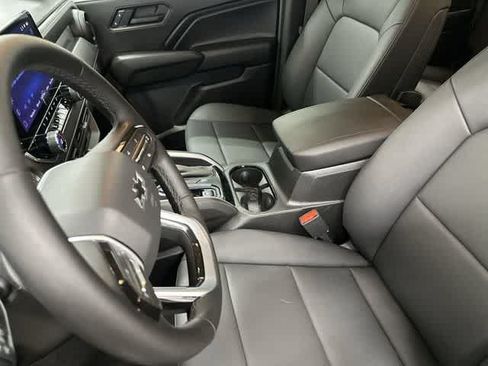 Used 2026 Chevrolet Colorado Trail Boss AWD/4WD image 10