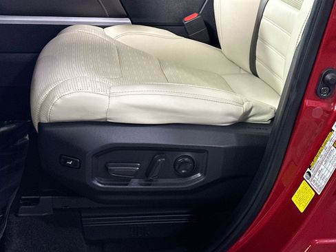 Used 2022 Toyota Tundra 1794 Edition image 14