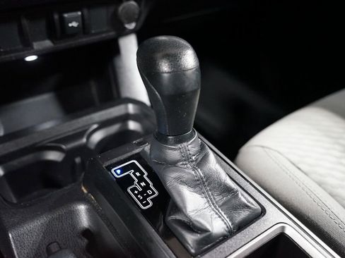 Used 2021 Toyota Tacoma SR image 21