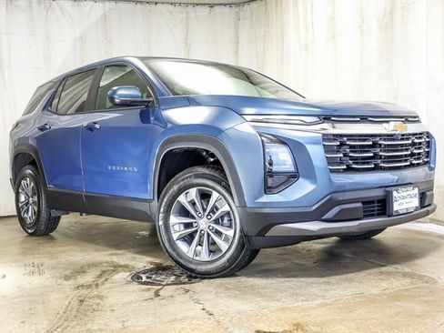 New 2026 Chevrolet Equinox LT w/ LPO, Floor Liner Package image 2