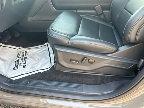 New 2027 Ford Expedition Platinum w/ Stealth Performance Package AWD/4WD image 17