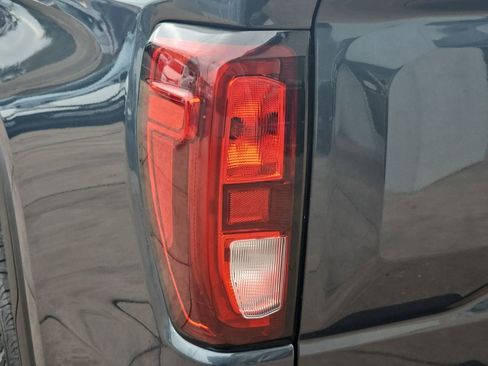 Used 2021 GMC Sierra 1500 Base w/ Convenience Package image 40