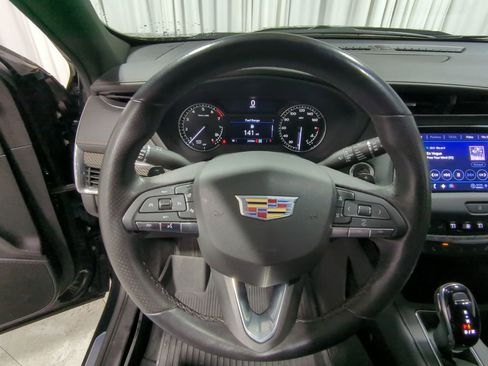 Used 2023 Cadillac XT4 Sport w/ LPO, Onyx Lite Package image 36