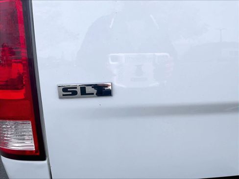 Used 2024 RAM 1500 Classic SLT AWD/4WD image 10
