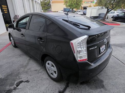 Used 2010 Toyota Prius Two w/ Preferred Accessory Pkg FWD image 9