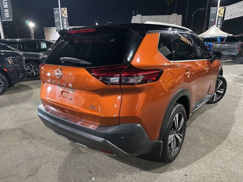 Used 2022 Nissan Rogue SL w/ SL Premium Package FWD image 5
