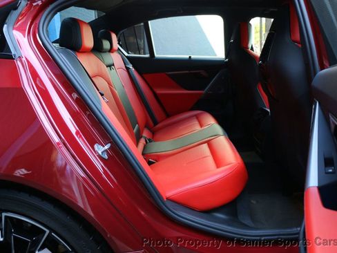 Used 2025 BMW M5 w/ Carbon Package image 36