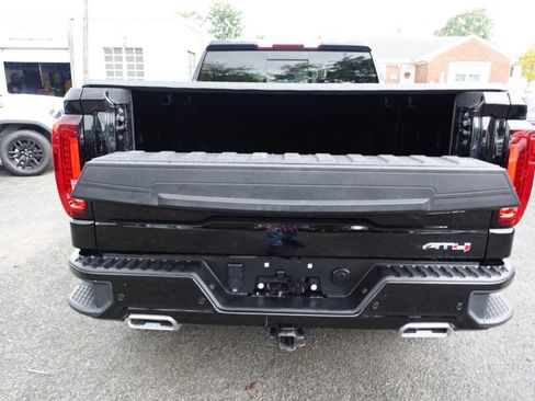 Used 2024 GMC Sierra 1500 AT4 w/ AT4 Preferred Package image 29