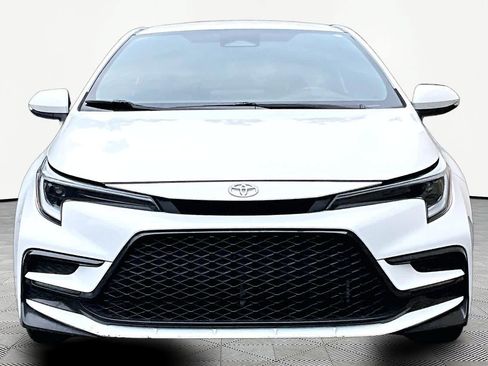 Used 2024 Toyota Corolla SE FWD image 4