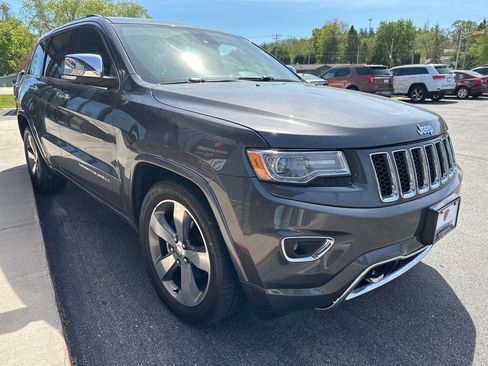 Used 2014 Jeep Grand Cherokee Overland w/ Advanced Technology Group AWD/4WD image 6