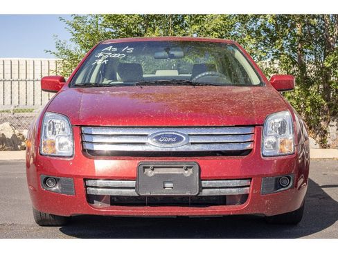 Used 2007 Ford Fusion SE FWD image 2