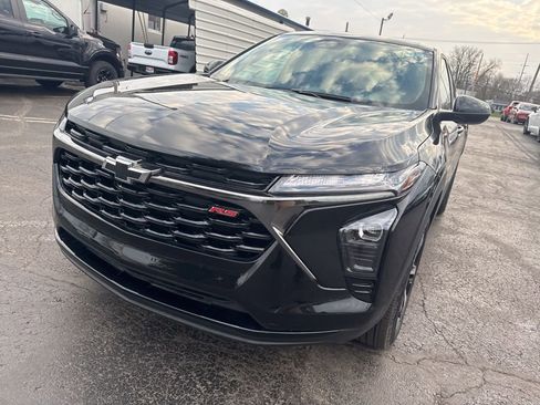 Used 2024 Chevrolet Trax RS w/ Driver Confidence Package image 45