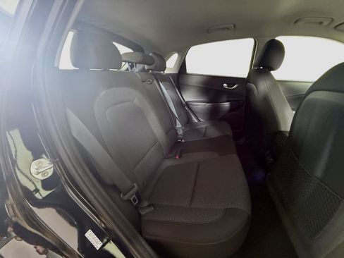 Used 2023 Hyundai Kona SE w/ Cargo Package image 27