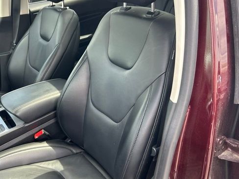Used 2022 Ford Edge Titanium w/ Class II Trailer Tow Package AWD/4WD image 10