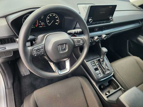 Used 2024 Honda CR-V LX image 2