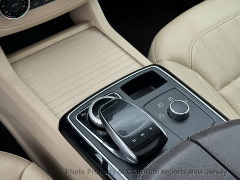 Used 2018 Mercedes-Benz GLE 350 image 23