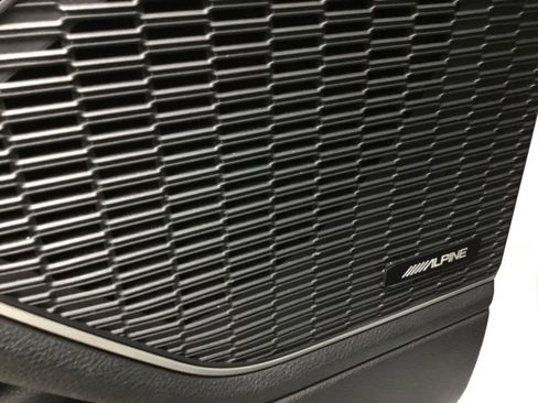 Used 2021 Jeep Grand Cherokee L Limited w/ Luxury Tech Group II AWD/4WD image 8