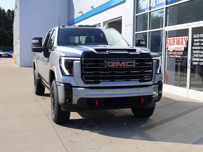 New 2025 GMC Sierra 2500 AT4 w/ AT4 Premium Plus Package