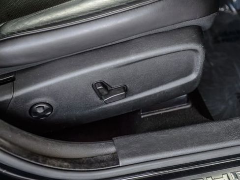 Used 2020 Chrysler 300 Limited image 47