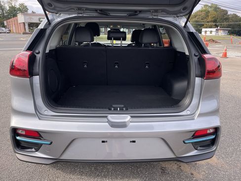 Used 2022 Kia Niro EX w/ Cold Weather Package image 11