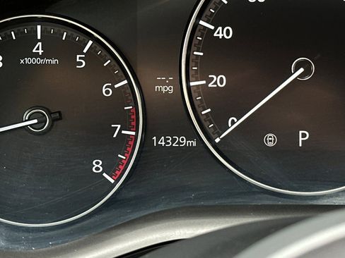 Used 2023 MAZDA MAZDA3 s FWD image 23