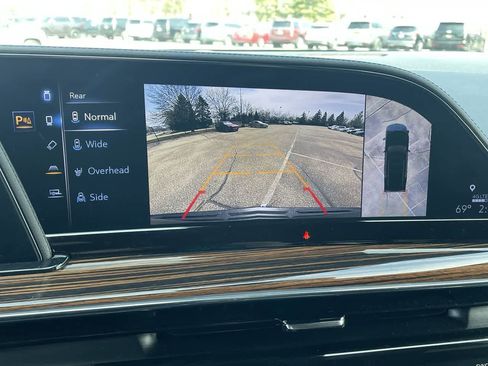 Used 2024 Cadillac Escalade ESV Premium Luxury AWD/4WD image 30