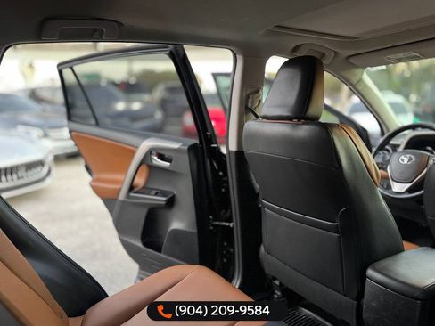 Used 2016 Toyota RAV4 Limited image 24
