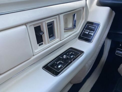 Used 1989 Cadillac Eldorado Coupe image 23