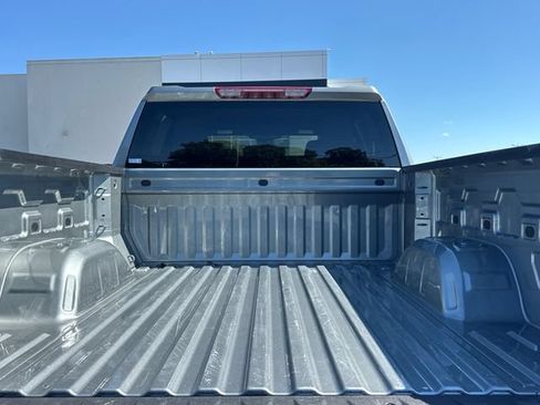Used 2026 Chevrolet Silverado 1500 LT AWD/4WD image 12