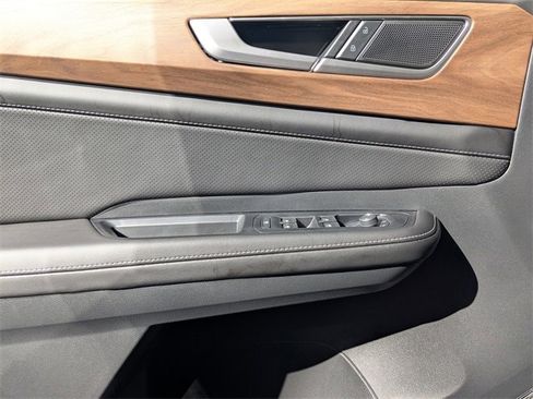 New 2026 Volkswagen Atlas SE image 26