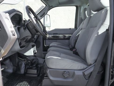 Used 2023 Ford F650 2WD Regular Cab Super Duty image 24