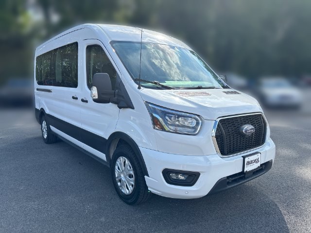 Used 2023 Ford Transit 350 XLT RWD image 2