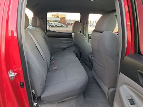 Used 2007 Toyota Tacoma PreRunner image 16