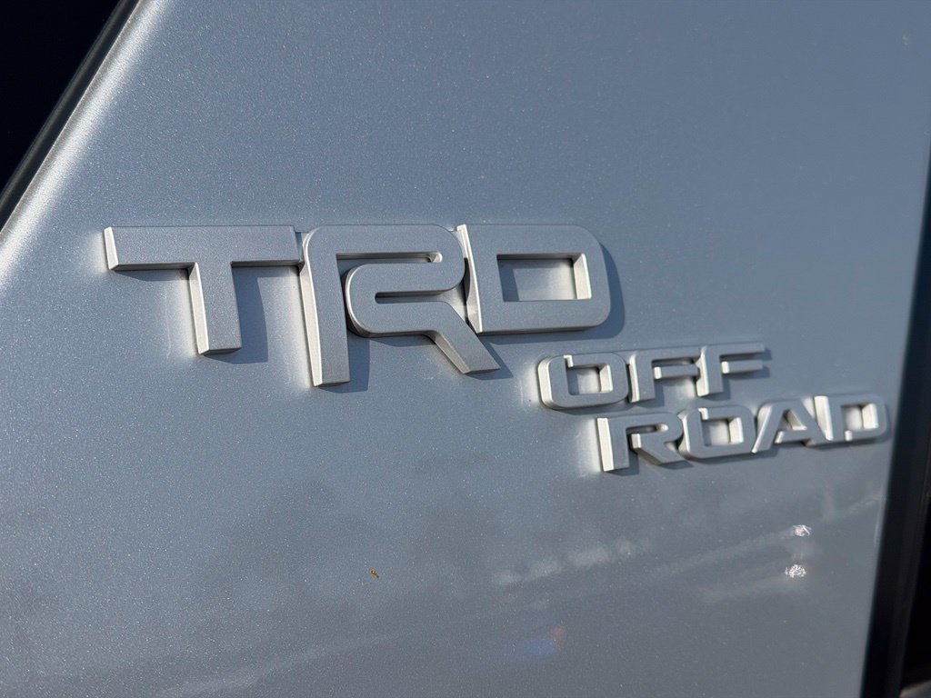 Used 2024 Toyota 4Runner TRD Off-Road Premium AWD/4WD image 8