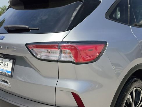 Used 2021 Ford Escape SE w/ SE Sport Appearance Package FWD image 7