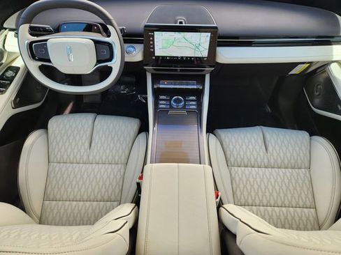 New 2026 Lincoln Nautilus Black Label w/ Jet Appearance Package image 11