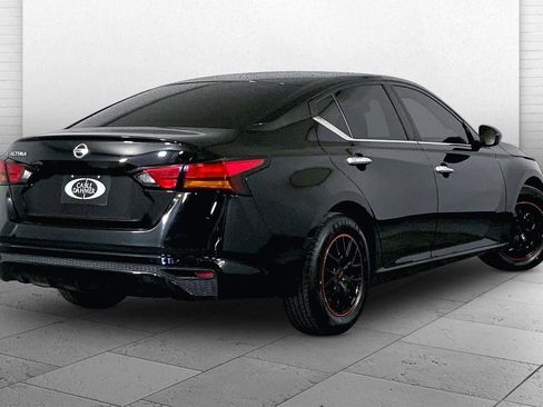 Used 2022 Nissan Altima 2.5 S image 13