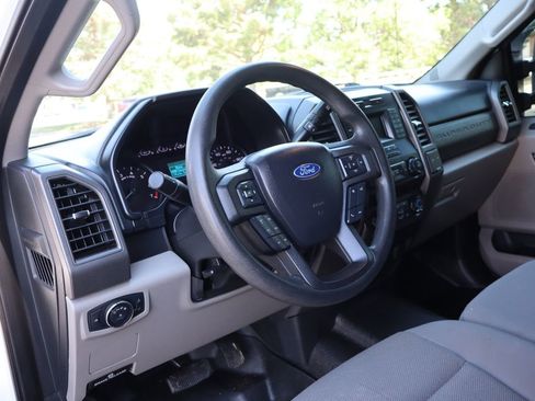 Used 2020 Ford F350 XL w/ Power Equipment Group AWD/4WD image 17