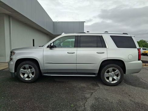 Used 2018 Chevrolet Tahoe Premier RWD image 7