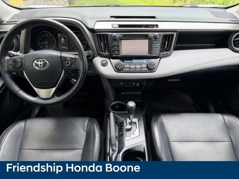 Used 2018 Toyota RAV4 XLE AWD/4WD image 45