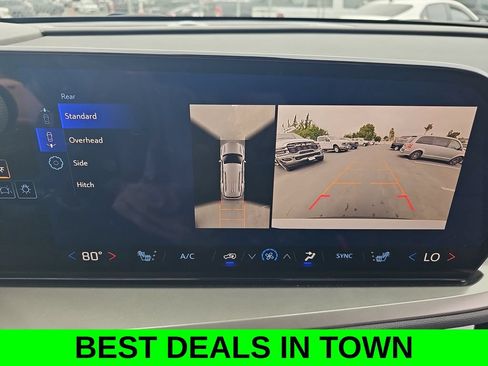 New 2026 Chevrolet Traverse LT w/ Midnight/Sport Edition FWD image 25