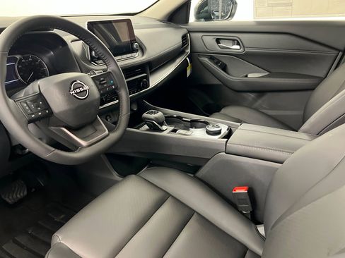 New 2026 Nissan Rogue SV image 15