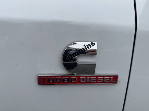 Used 2022 RAM 3500 Tradesman image 12