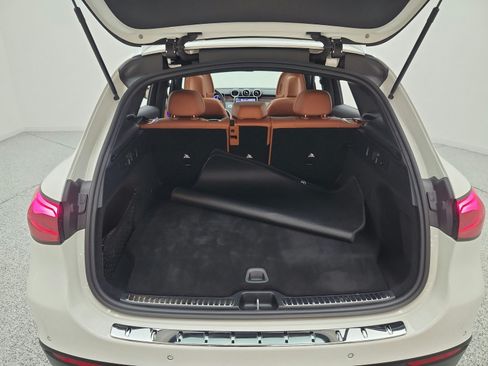 Certified 2025 Mercedes-Benz GLC 350e 4MATIC image 21