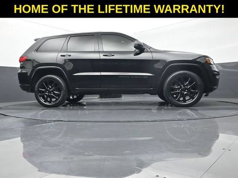 Used 2020 Jeep Grand Cherokee Altitude AWD/4WD image 59