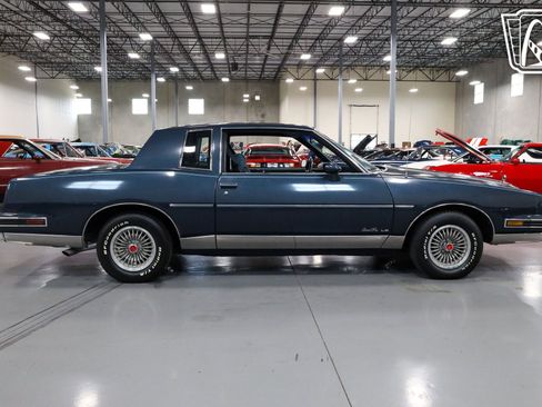 Used 1987 Pontiac Grand Prix LE image 39